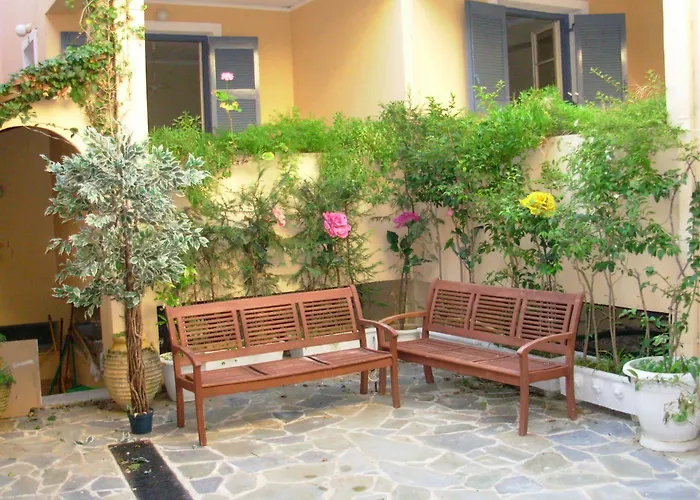 Louisa 2* Poros (Kefalonia)