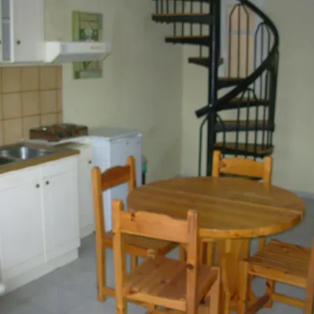 Louisa Hotel apartamentowy 2*