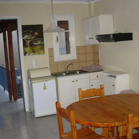 Louisa Hotel apartamentowy Poros (Kefalonia)