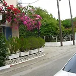 Louisa Aparthotel