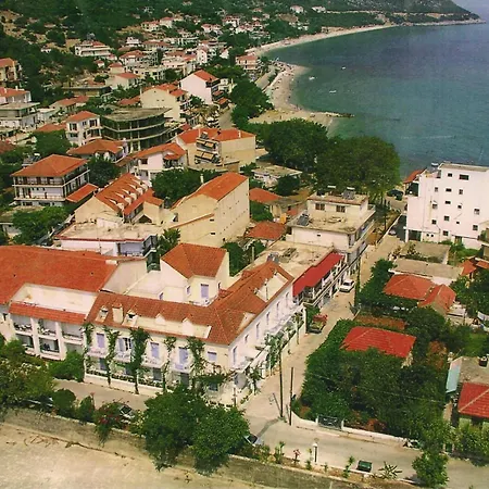Lägenhetshotell Louisa Poros (Kefalonia)