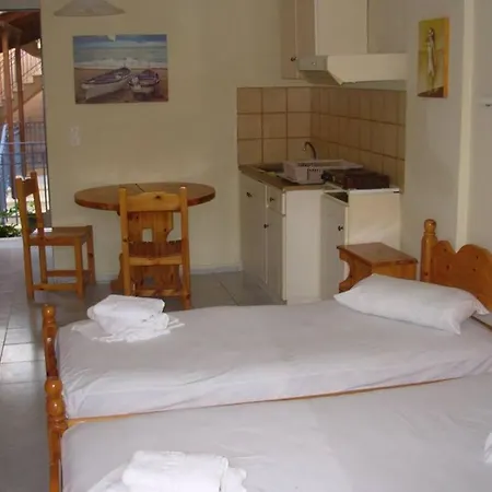 Lägenhetshotell Louisa Poros (Kefalonia)