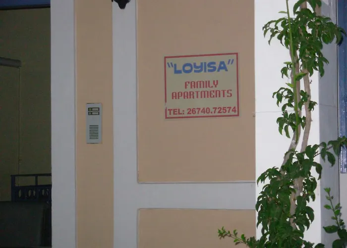 Louisa Aparthotel 2*